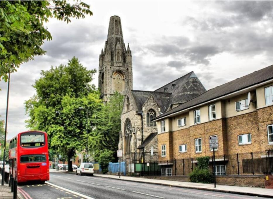 Functional Budget Stay With Wi-Fi And Laundry Facilities Near Tube Station London Exterior foto