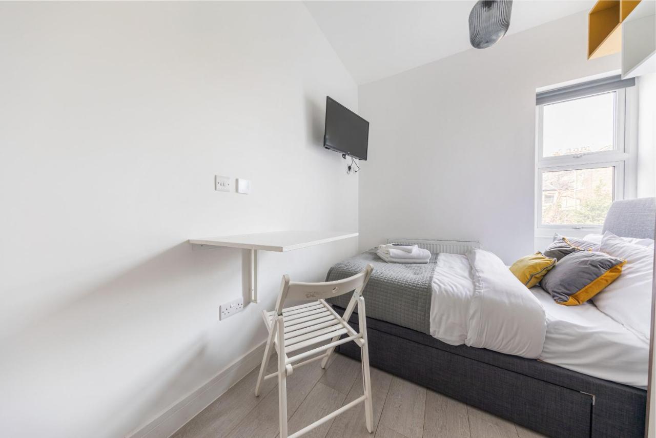 Functional Budget Stay With Wi-Fi And Laundry Facilities Near Tube Station London Exterior foto