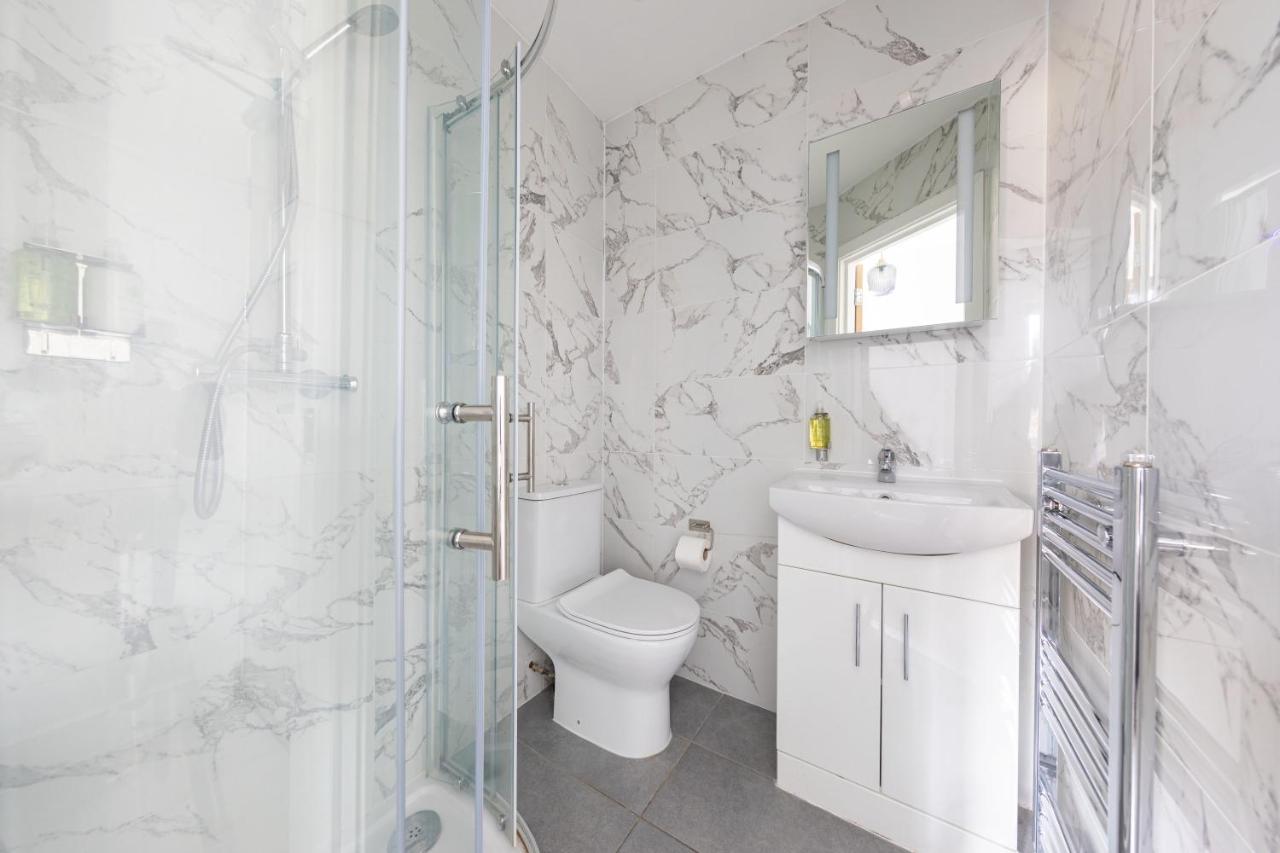 Functional Budget Stay With Wi-Fi And Laundry Facilities Near Tube Station London Exterior foto