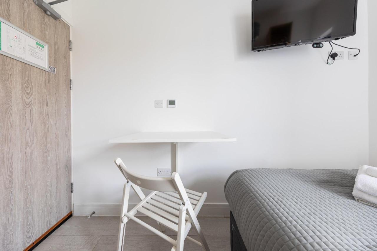 Functional Budget Stay With Wi-Fi And Laundry Facilities Near Tube Station London Exterior foto